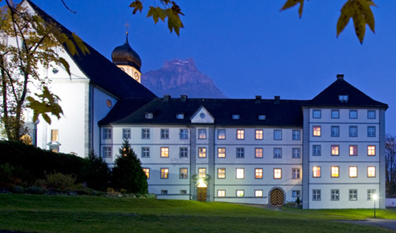 跟团去瑞士旅游攻略_瑞士跟团注意事项