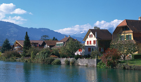 跟团去瑞士旅游攻略_瑞士跟团注意事项