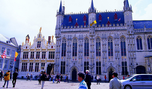 新疆伊犁熏衣草几月开花 徜徉熏衣草的紫色海