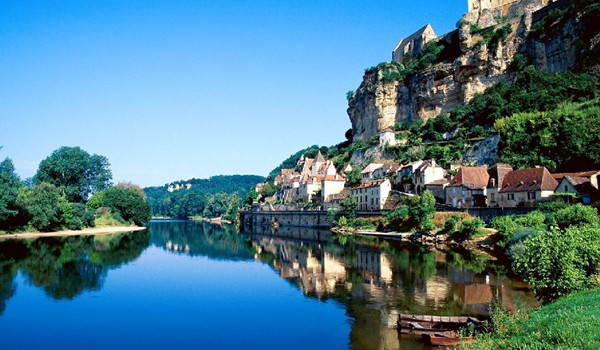 法国旅游签证材料_法国旅游签证条件