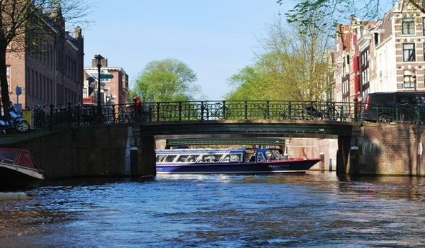 阿姆斯特丹在哪里_阿姆斯特丹地处于哪个国家